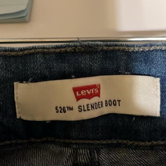 Levi’s 526 slender boot women’s jeans - Picture 8 of 9